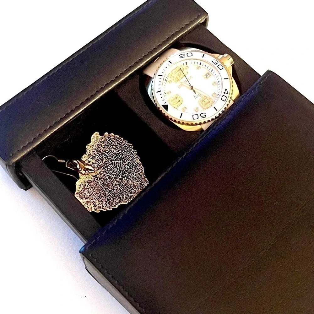 Travel Watch - Jewelry Case!